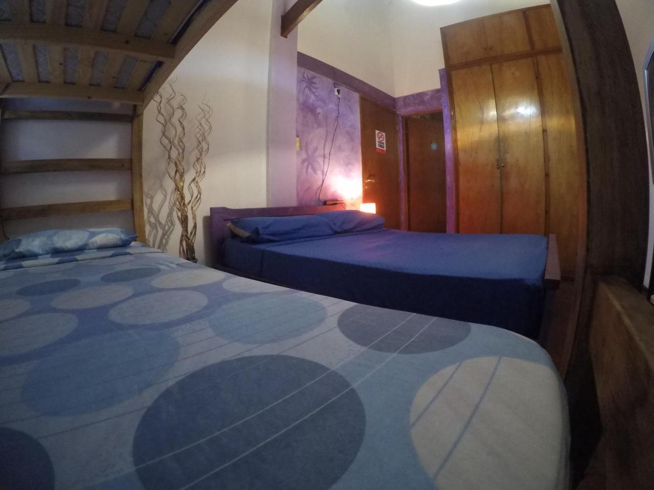 Hostel Parque Central Mendoza Esterno foto
